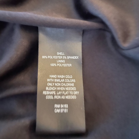 Jessica Howard crystal embellished bell sleeve cold shoulder dress - Picture 6 of 9